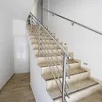 Deluxe Mkc Apartment
