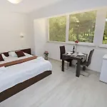 Apartment Deluxe Mkc