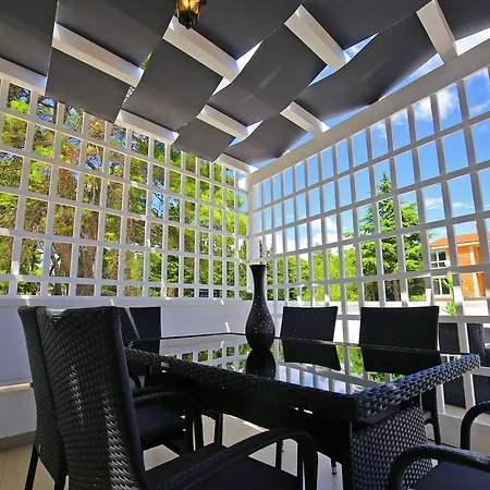 Deluxe Mkc Apartament *