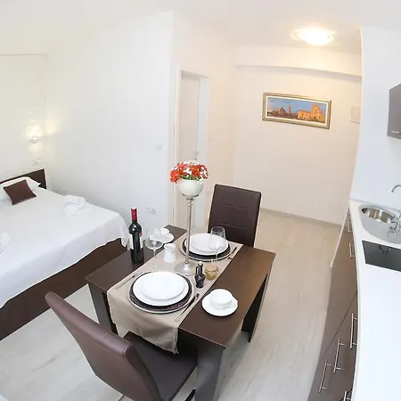 Apartment Deluxe Mkc Zadar