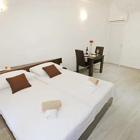 Deluxe Mkc زادار